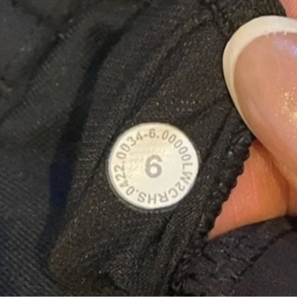 Lululemon Flow Y Bra - Picture 4 of 5